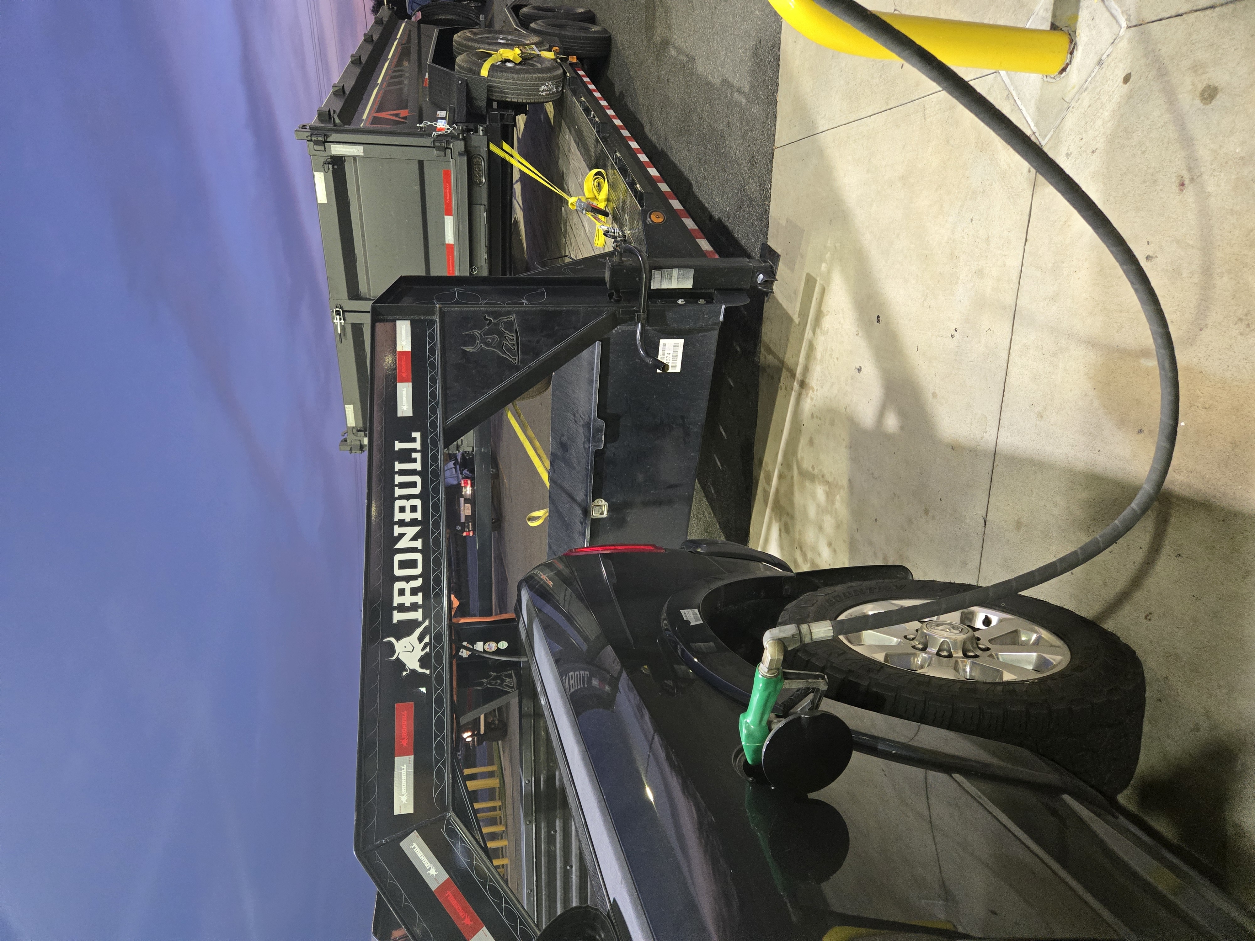 2022 Ironbull 102x32 Gooseneck thumbnail 2