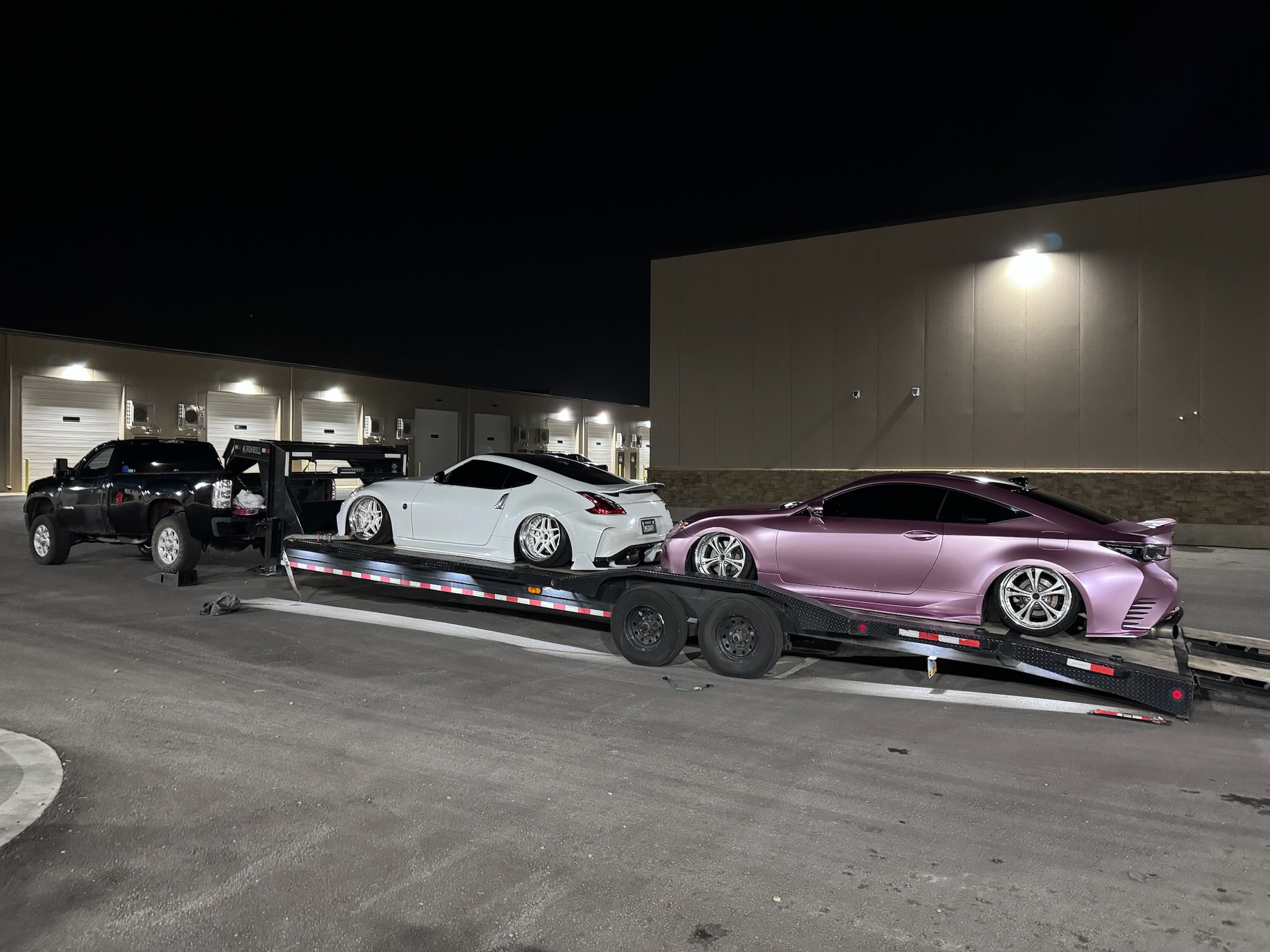 2022 Ironbull 102x32 Gooseneck - Image 1