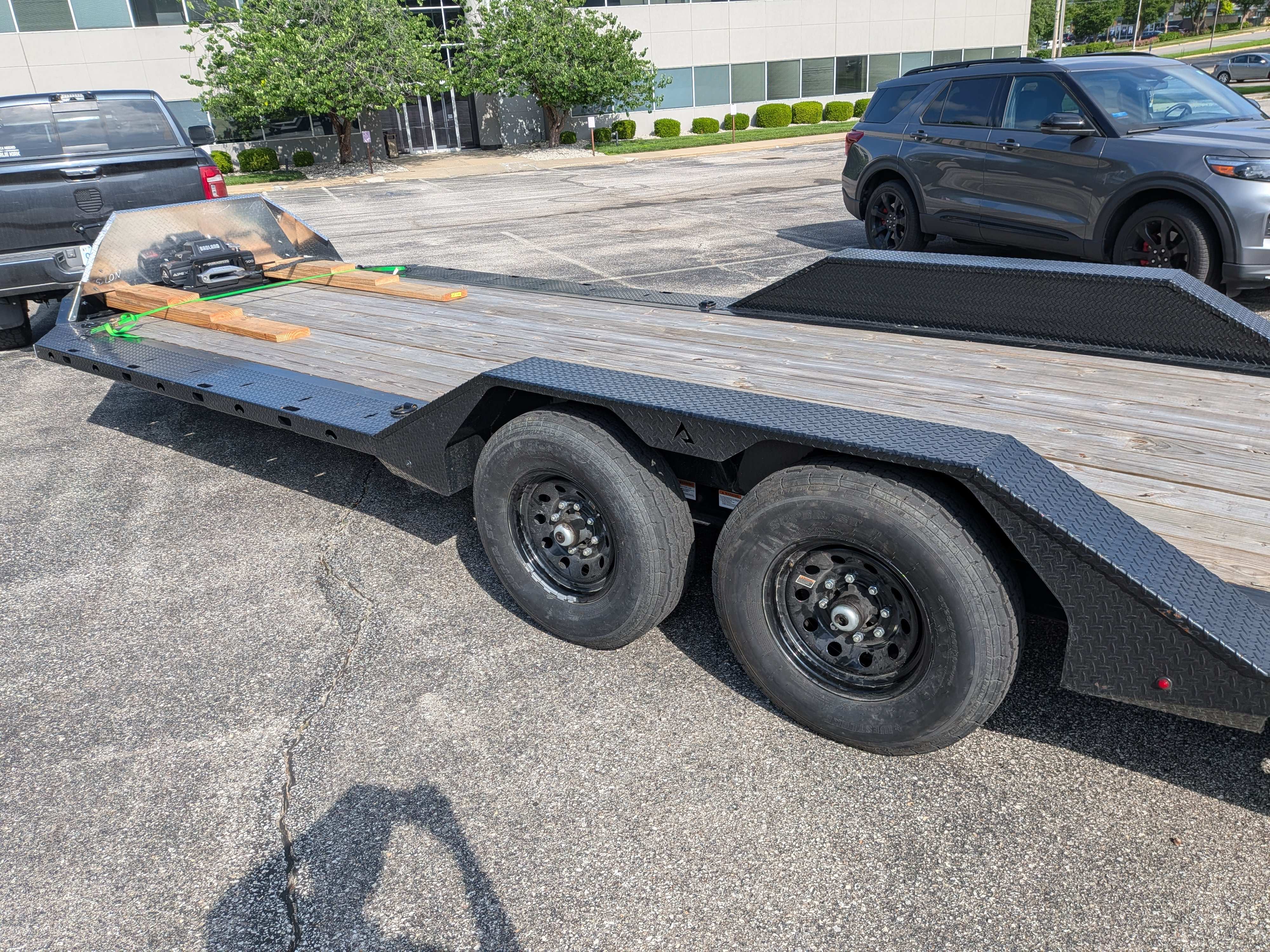 2025 Rawmaxx 24ft Car Hauler - Image 1
