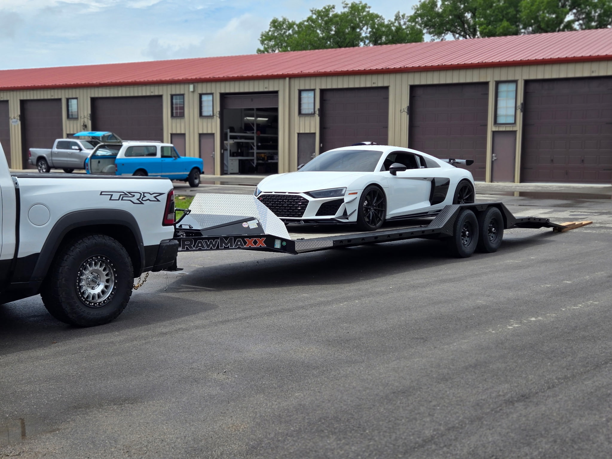 2025 Rawmaxx 24ft Car Hauler thumbnail 2